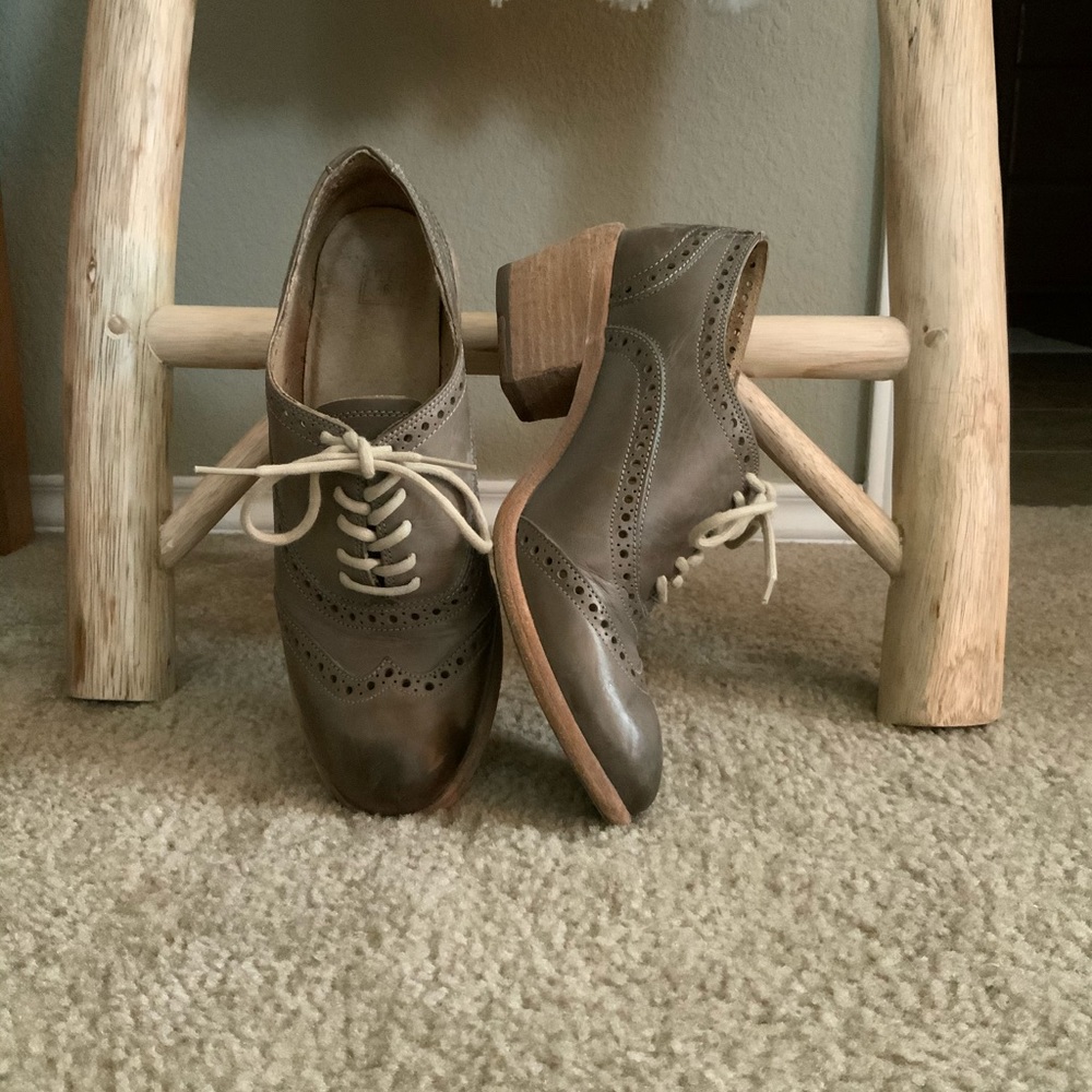 Frye Oxfords